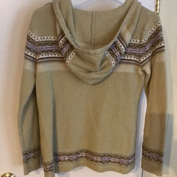 Sweater - Picture 2 of 3